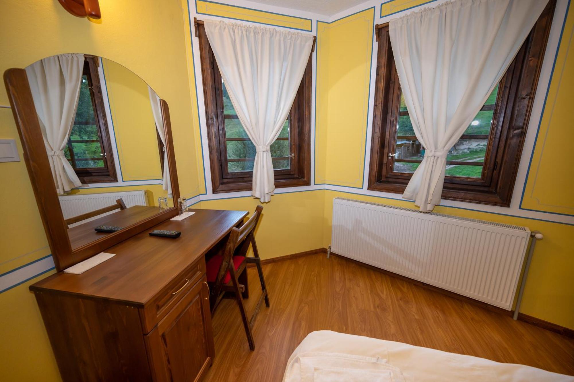 Недкова Къща Hotel Koprivshtitsa Exterior foto
